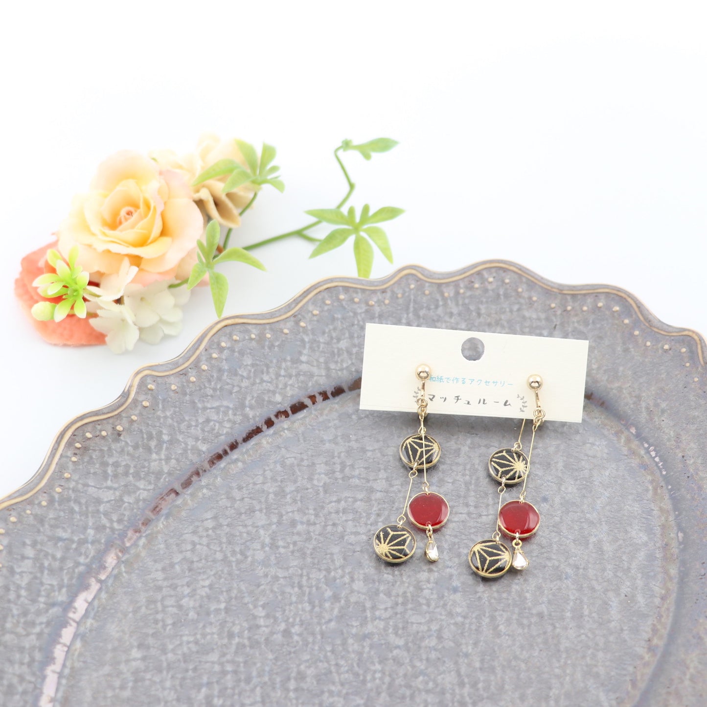 前後で揺れる水玉*美濃和紙イヤリング / ピアス 麻の葉