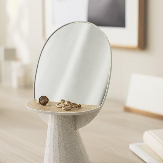 Mirror & vase