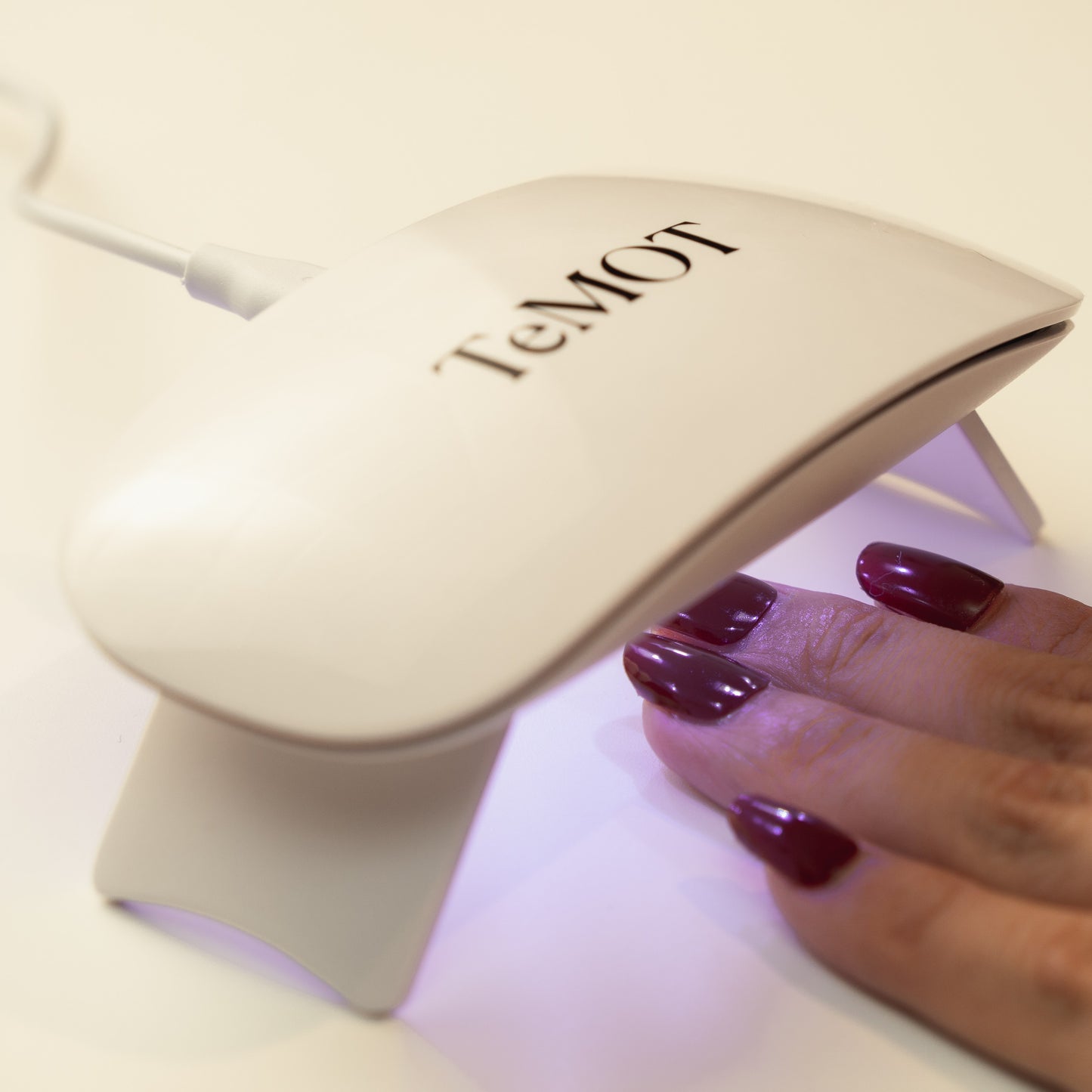 TeMOT SEMI GEL LAMP