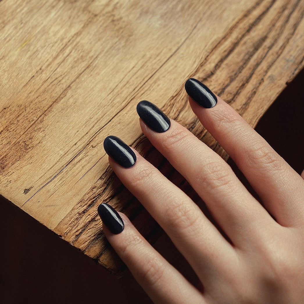 The SEMI GEL NAIL