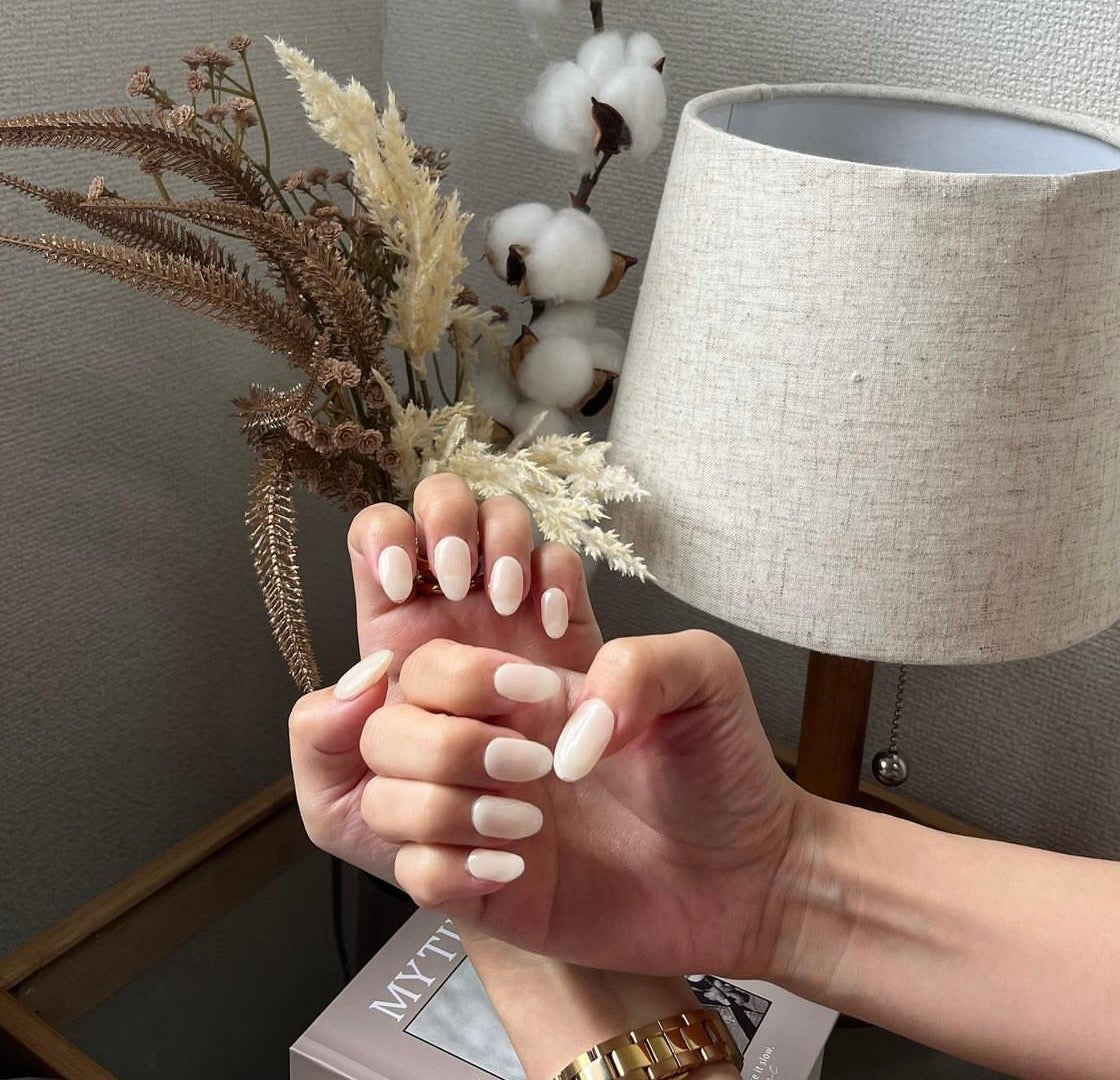 The SEMI GEL NAIL
