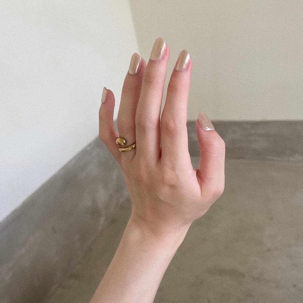 The SEMI GEL NAIL