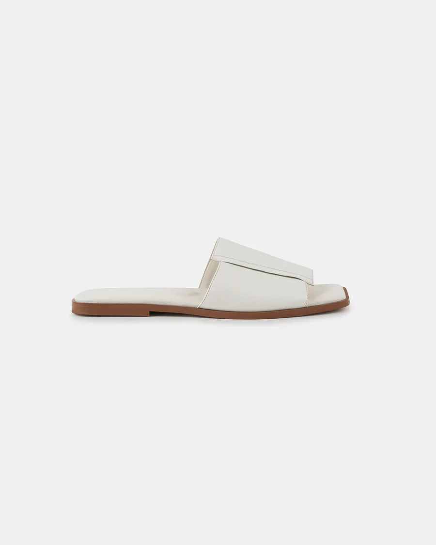 Peddle Corn Leather Sandal
