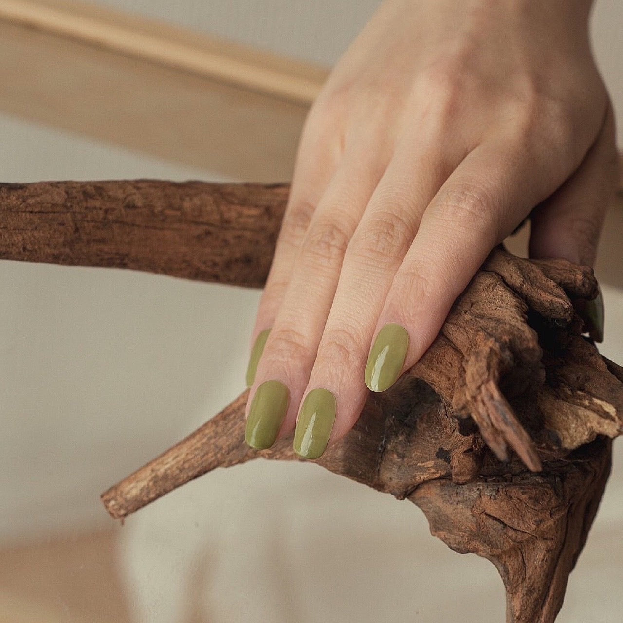 The SEMI GEL NAIL