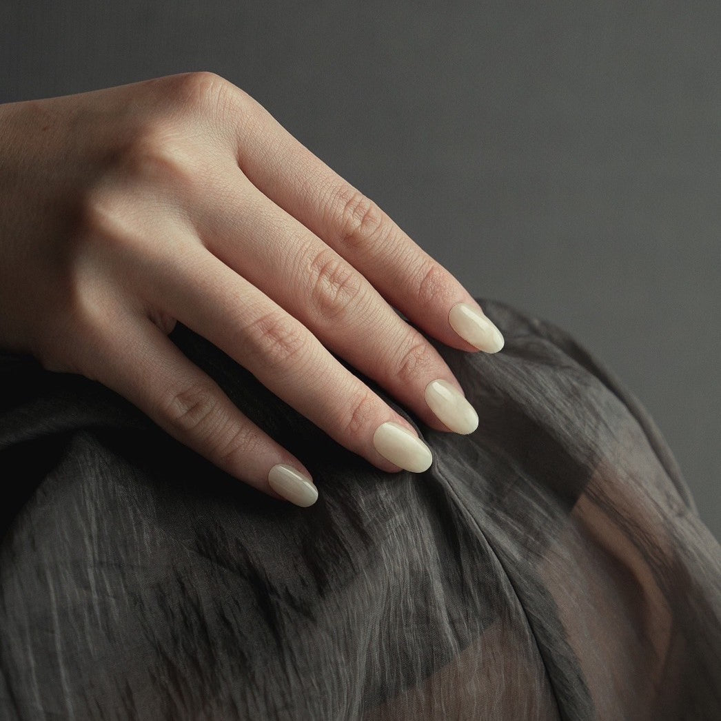 The SEMI GEL NAIL