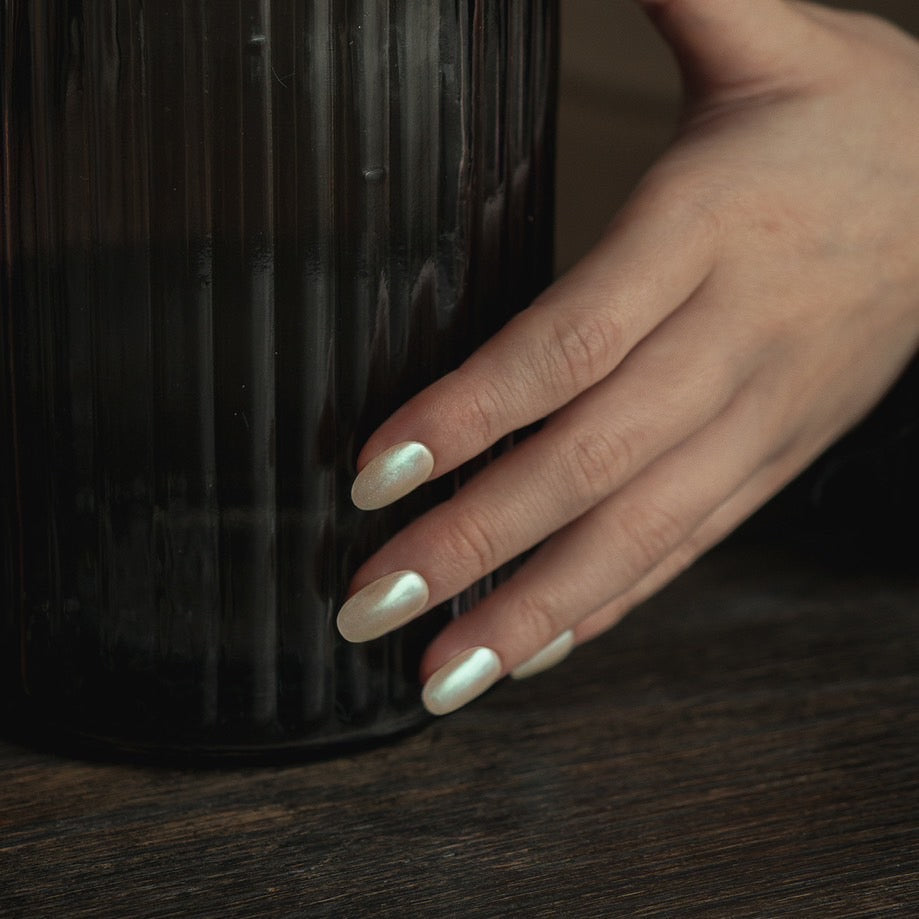 The SEMI GEL NAIL