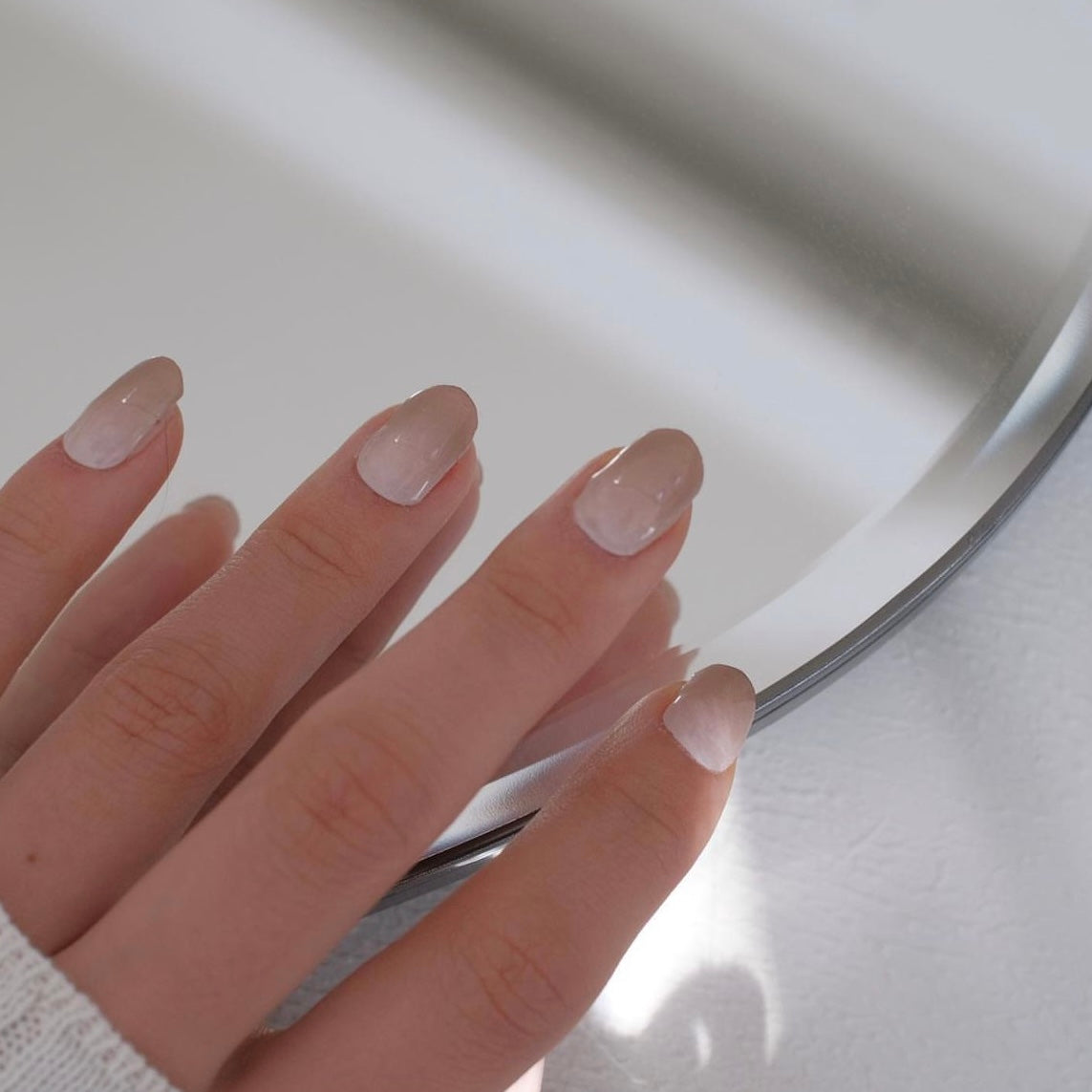 The SEMI GEL NAIL