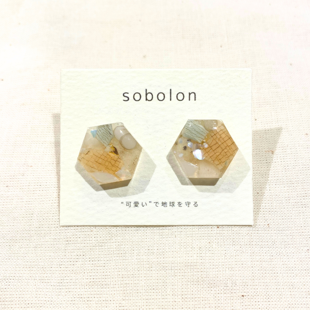 ピアス M