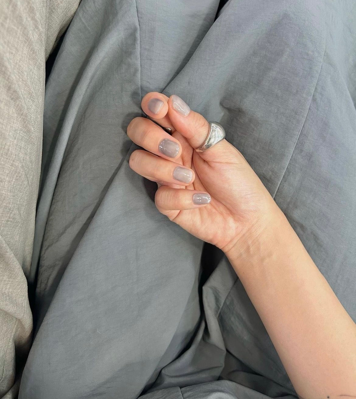 The SEMI GEL NAIL