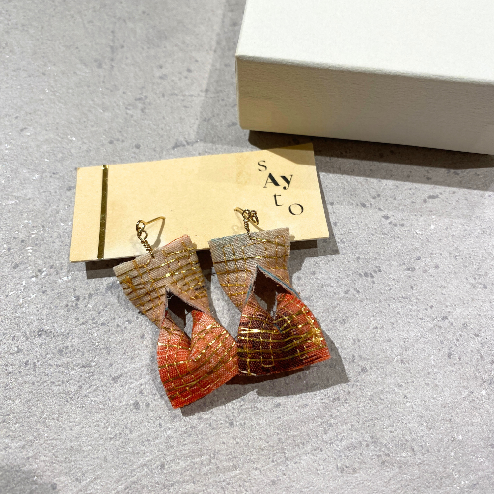金糸イヤアクセサリー ピアス（交換パーツ有）(E)