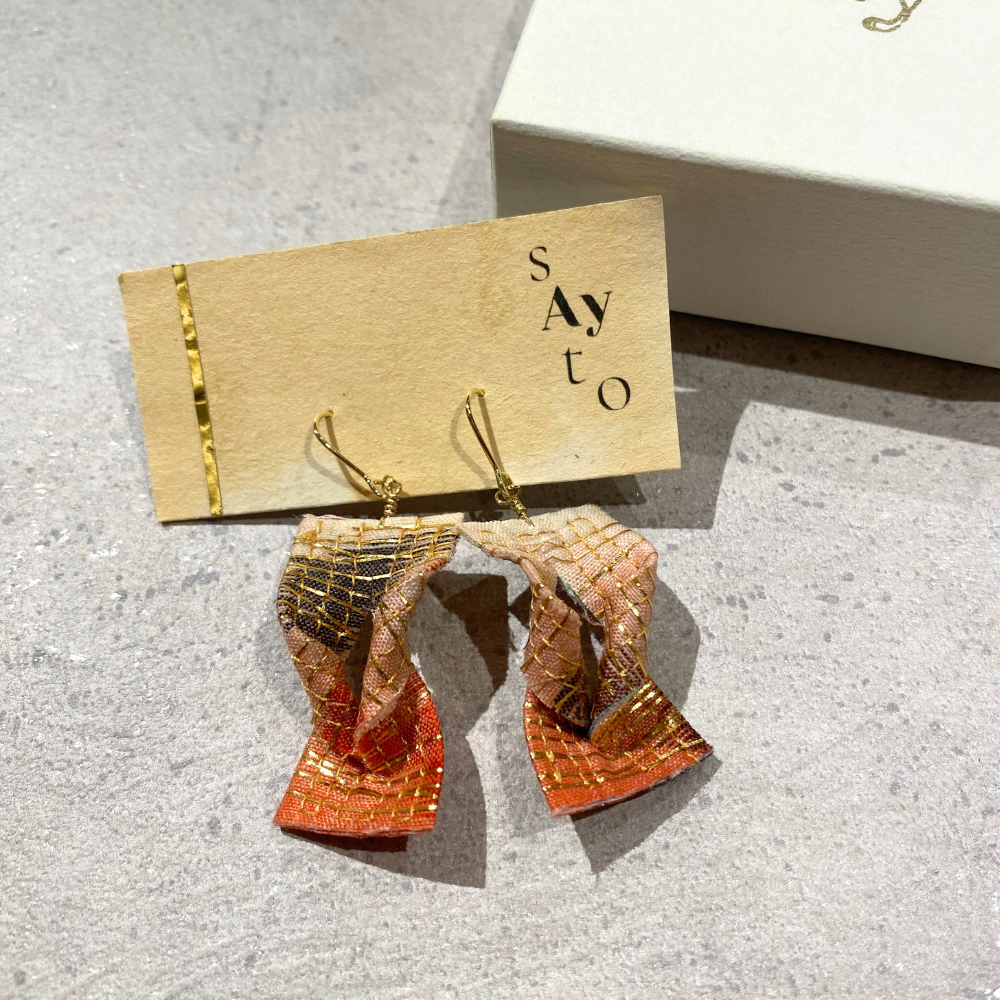 金糸イヤアクセサリー ピアス（交換パーツ有）(E)
