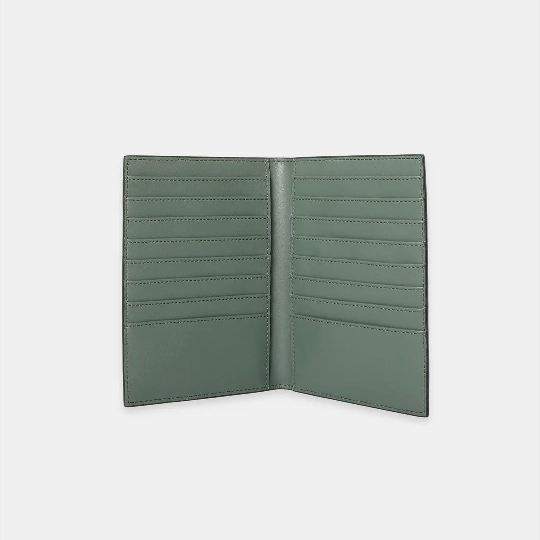 BO Bi-Fold Card Holder