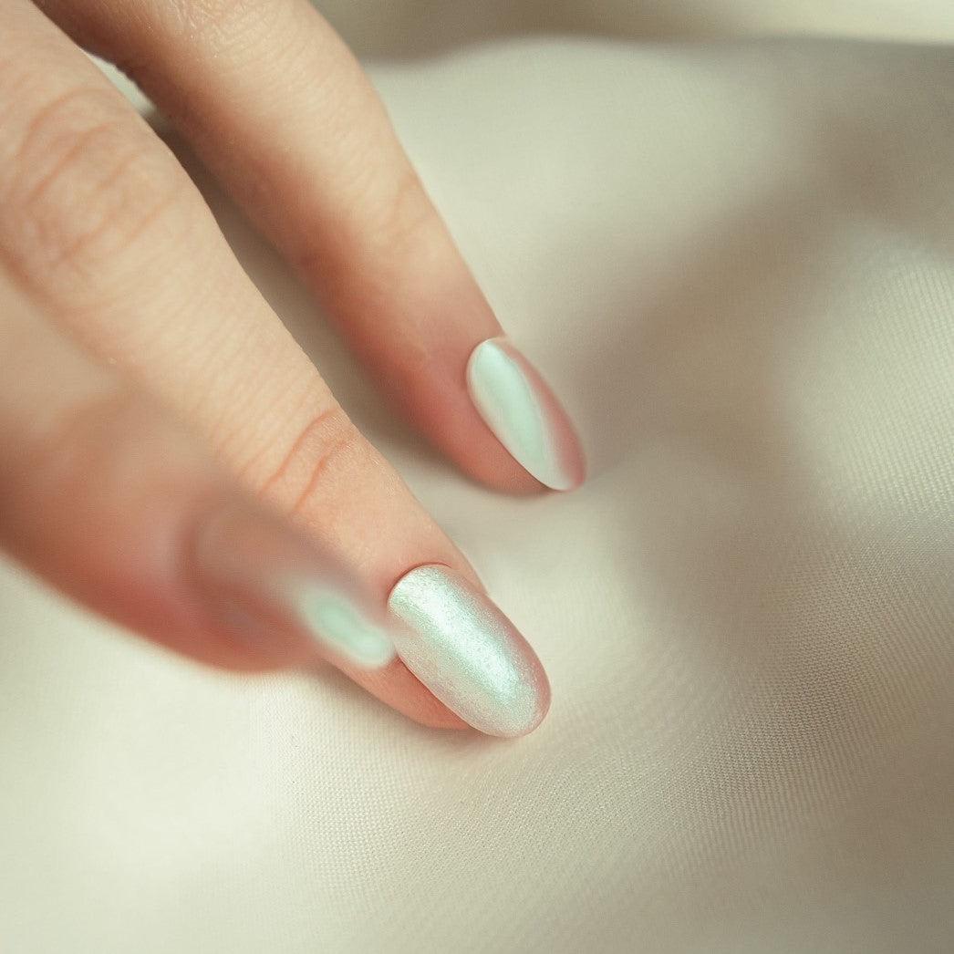The SEMI GEL NAIL