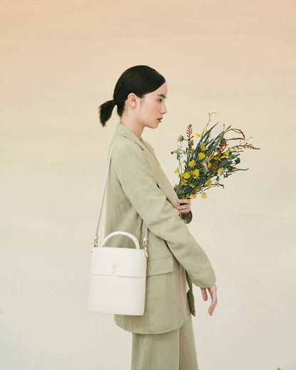 Gaia Bucket Bag（12月上旬発送予定）